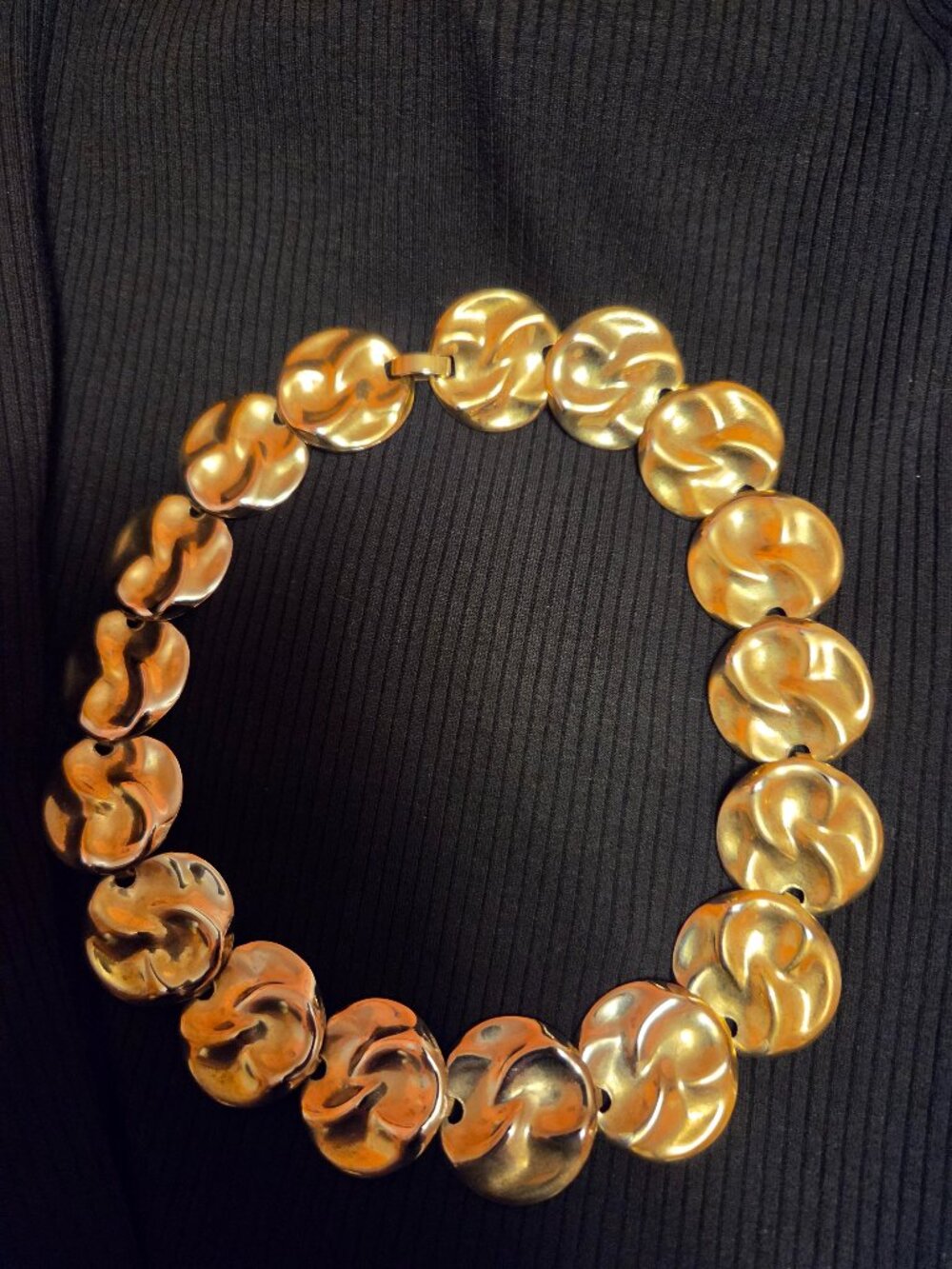 Vintage Goldtone Modernist Necklace.